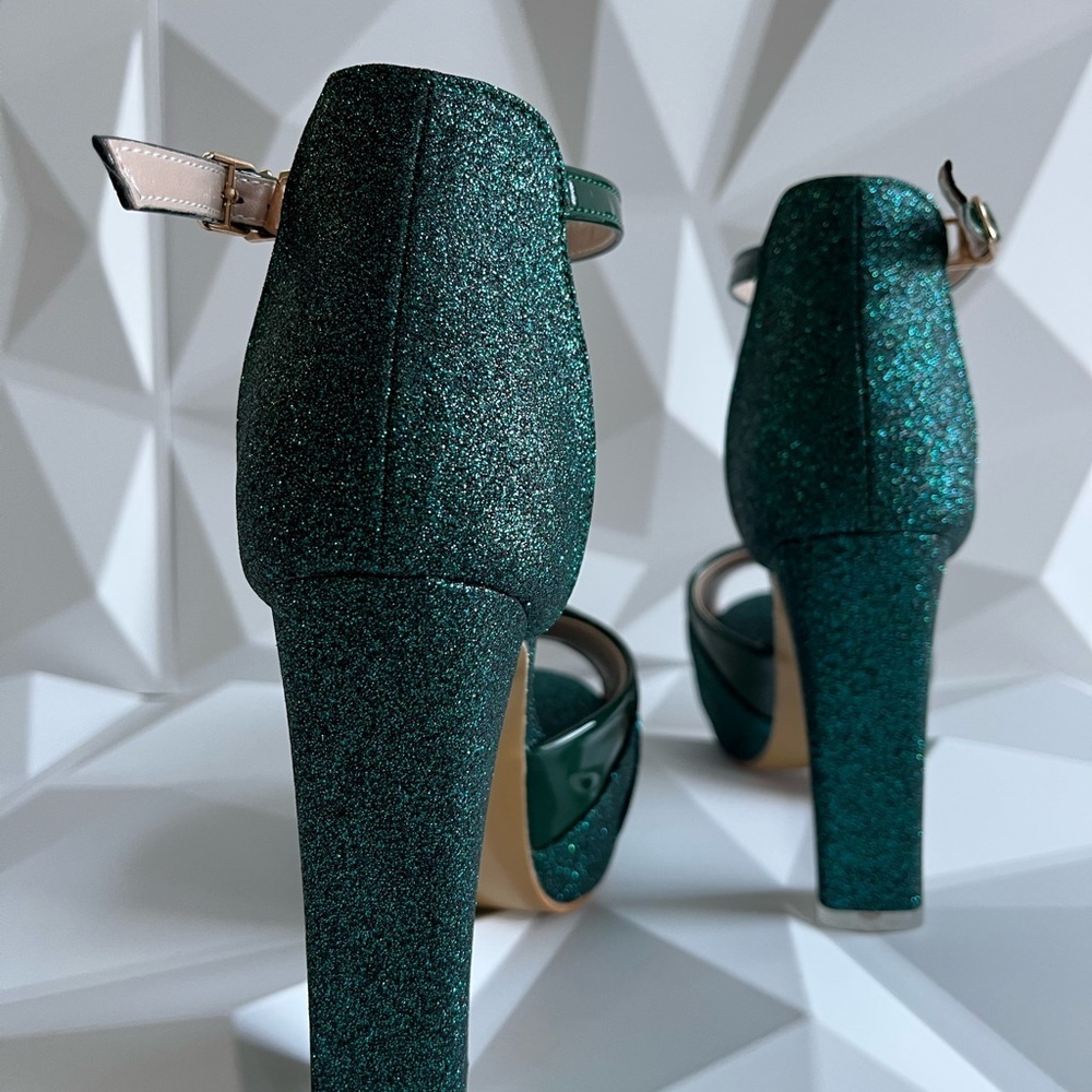 Elegant Green Glitter Platform Heels Size: 38 (7) - Picture 5 of 14